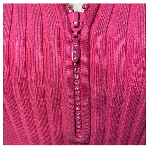 Boston Proper Ribbed Pink Rhinestone Zippered Top - Picture 2 of 8